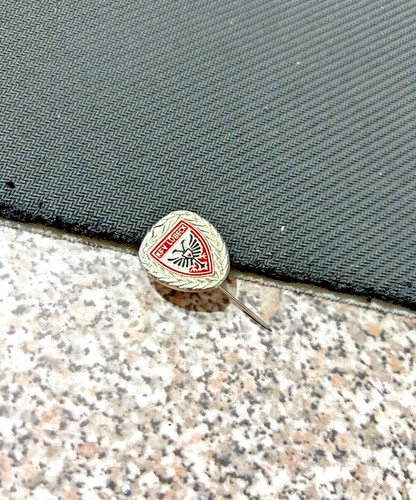 Spilla pin badge distintivo - spilla,