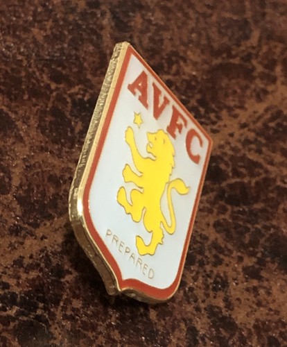 Aston villa spilla 3 - villa,