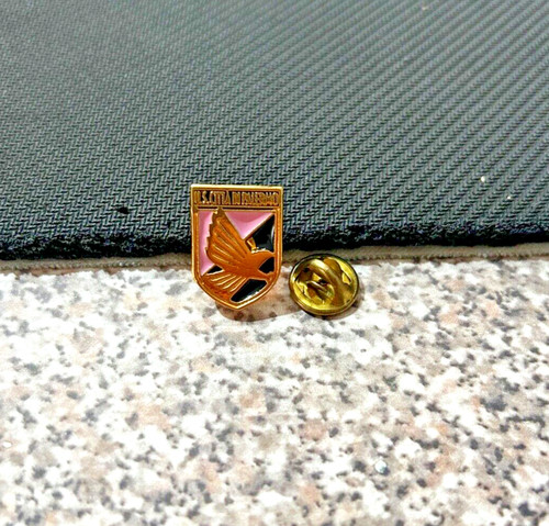 Spilla pin badge distintivo - pin,